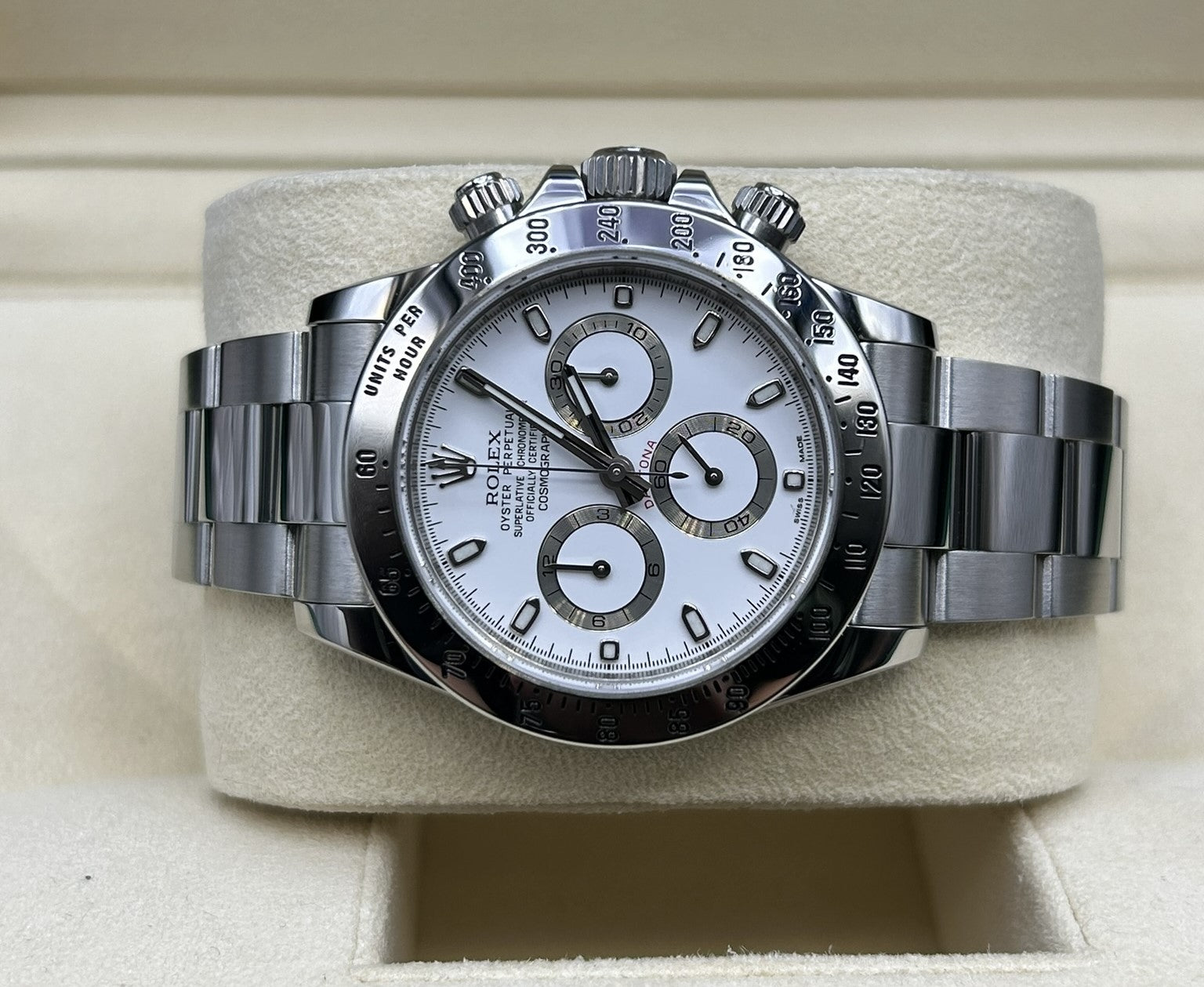 Side angle of Rolex Daytona steel watch