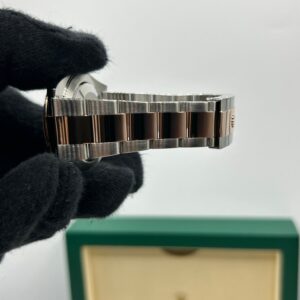 Mid-size vintage dress watch with original movement