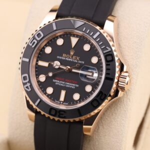 Discontinued diver watch with original bezel