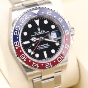 Discontinued classic watch with bold bezel