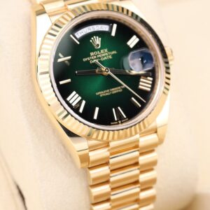 Discontinued sports wristwatch on leather strap