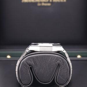 Discontinued sports wristwatch with steel case