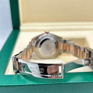 Vintage mechanical wristwatch with classic dial