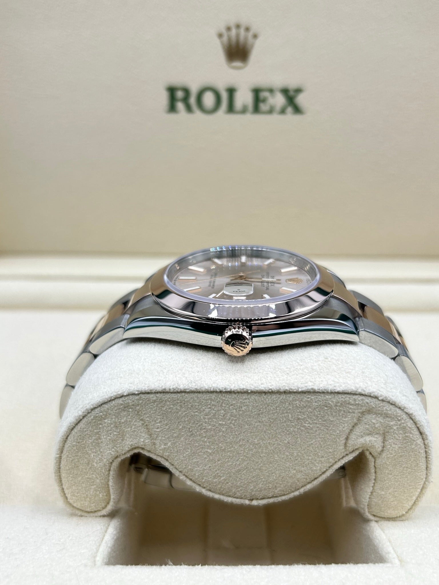 Vintage automatic watch with original lume