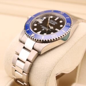Neo-vintage luxury timepiece on wrist