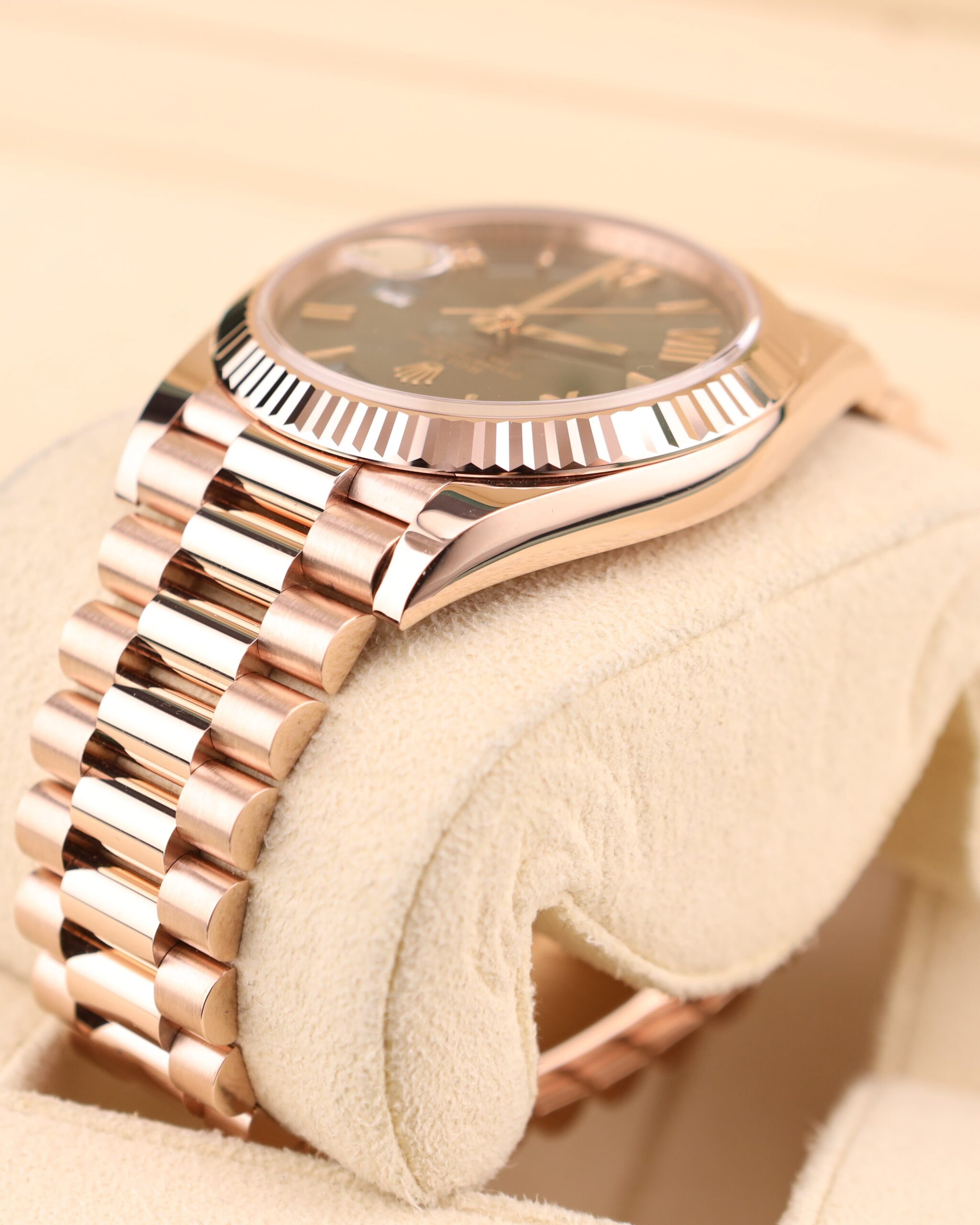 Vintage mechanical wristwatch with patina dial