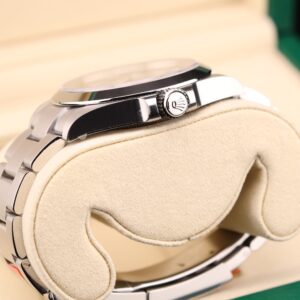 Vintage mechanical wristwatch with leather strap