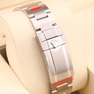 Discontinued sports wristwatch with bold design