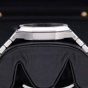 Classic vintage wristwatch with leather strap