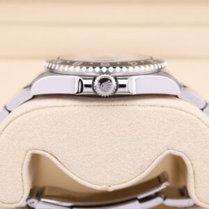 Vintage mechanical wristwatch with patina dial
