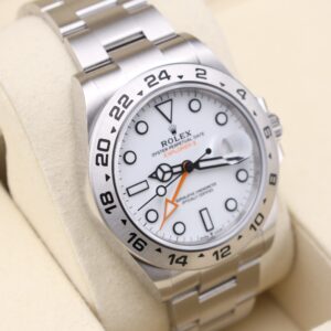 Vintage mechanical wristwatch with patina dial