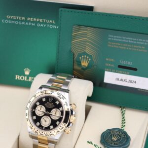 Vintage mechanical wristwatch with classic dial