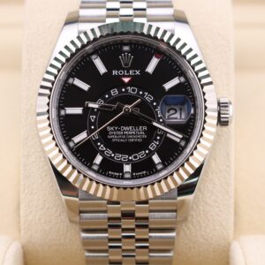 Rare discontinued chronograph with vintage lume