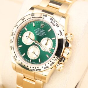 Discontinued sports wristwatch with bold markers