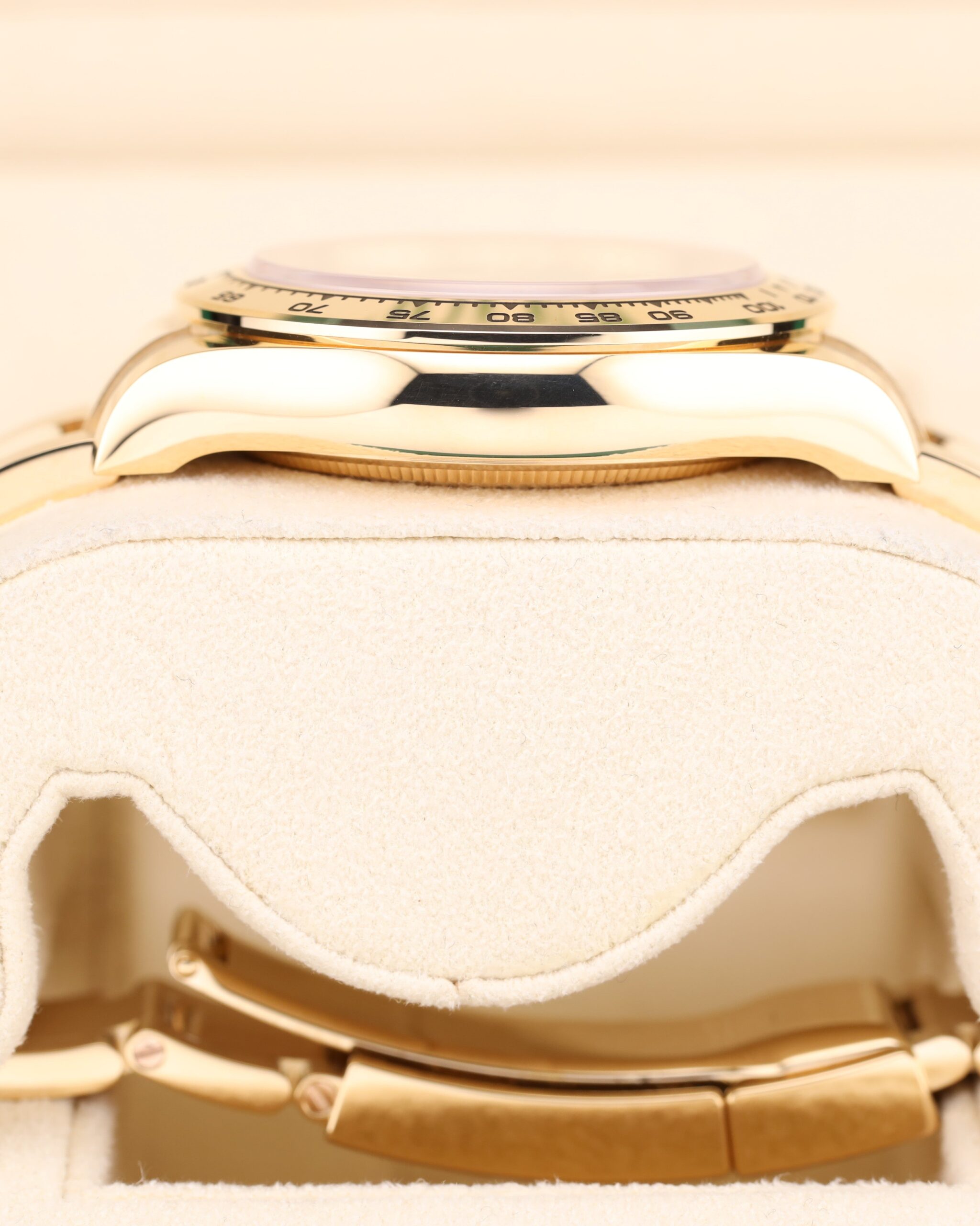 Vintage dress watch with simple dial