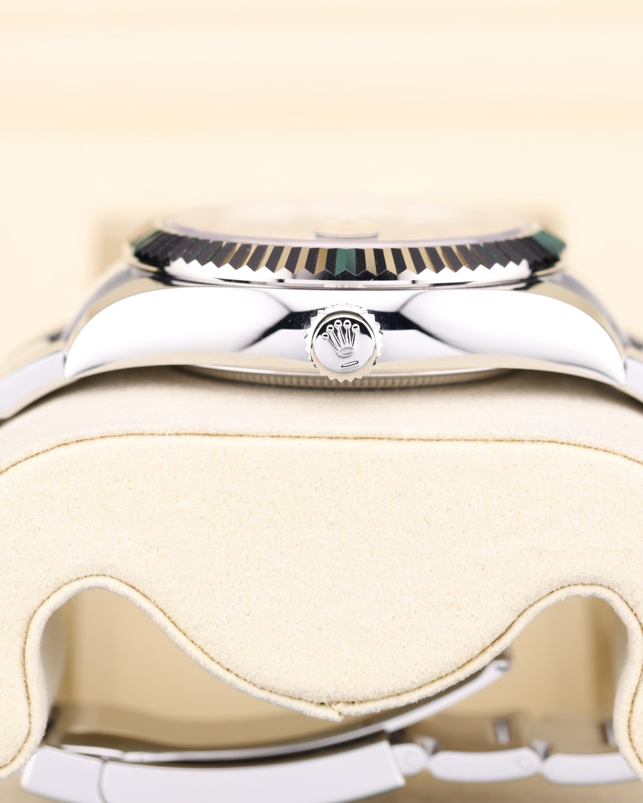 Discontinued sports wristwatch with steel case