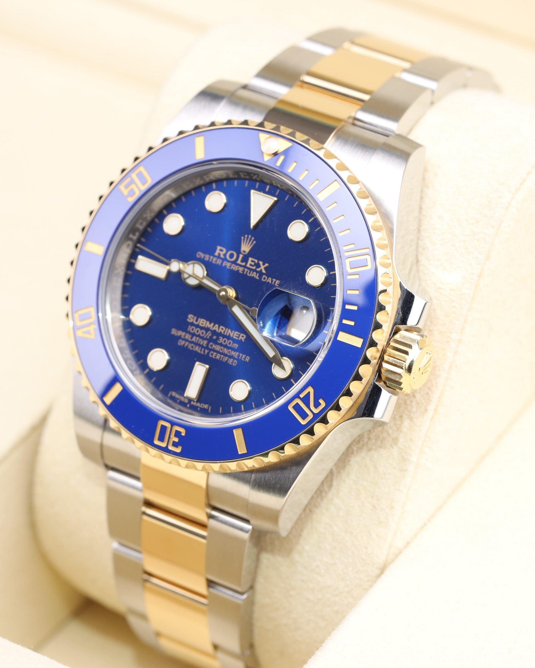 Vintage dress watch with original dial