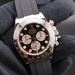Discontinued sports wristwatch with bold design