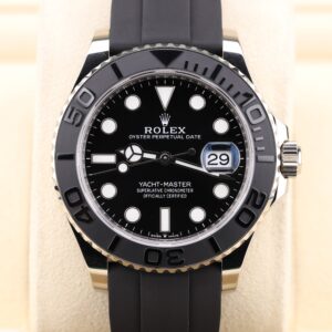 Compact mid-size vintage dress watch