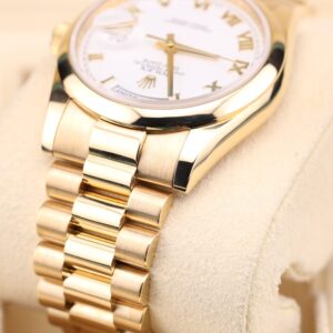 Classic vintage wristwatch with leather strap