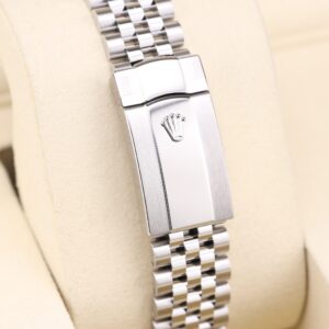 Vintage mechanical wristwatch close-up