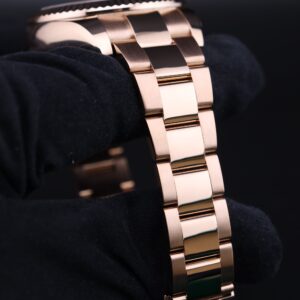 Pre-owned vintage dress watch side view