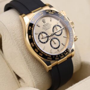 Discontinued sports wristwatch with bold design