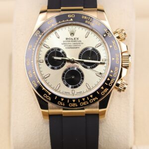 Vintage mechanical wristwatch with patina dial