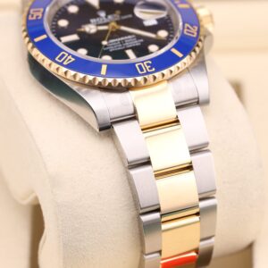 Discontinued sports wristwatch with steel case