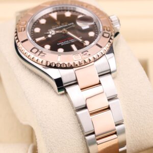 Mid-size vintage dress watch on leather strap