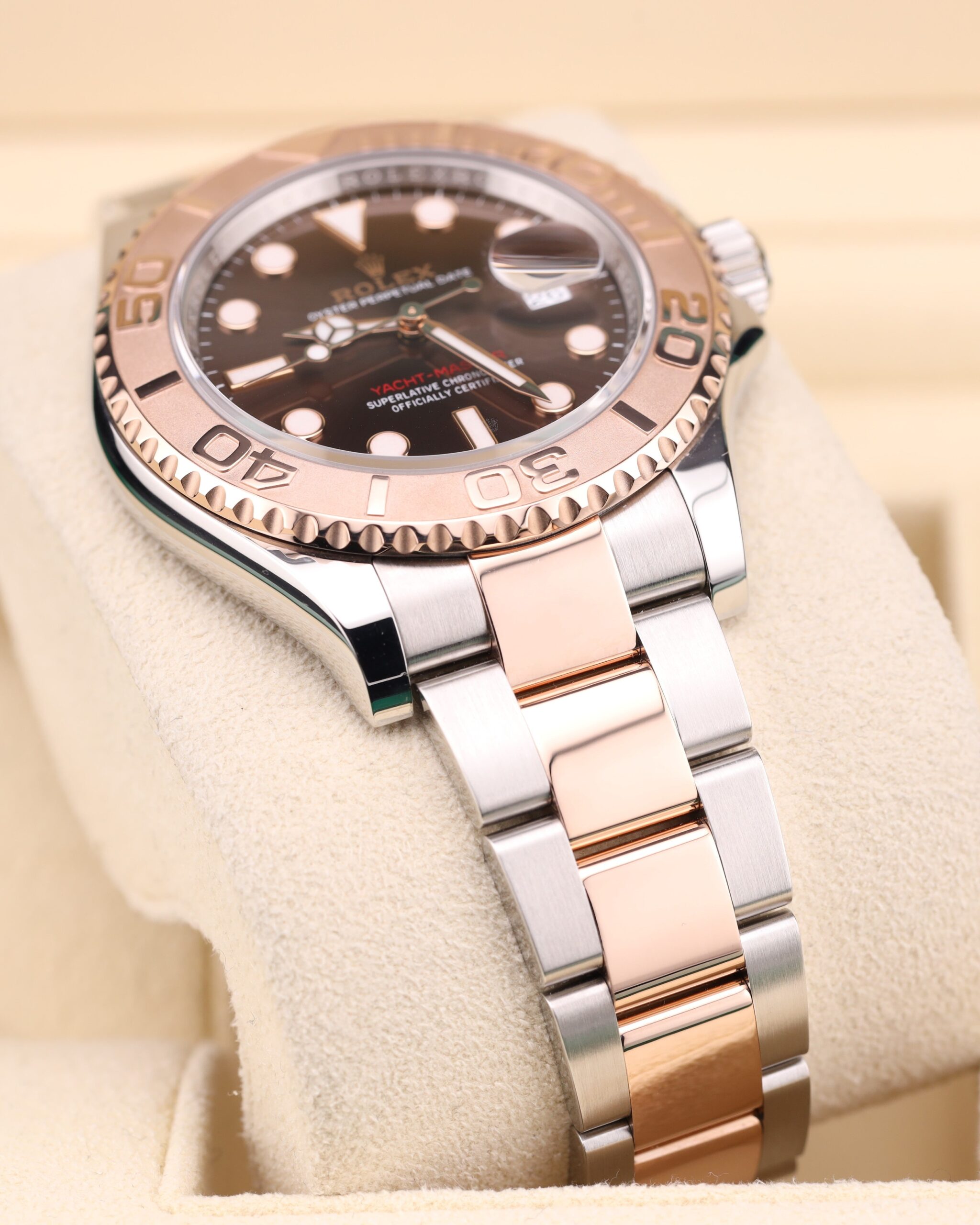 Mid-size vintage dress watch on leather strap