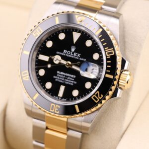 Vintage mechanical wristwatch with classic dial