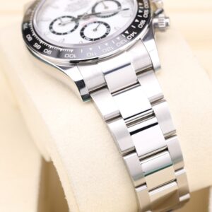 Vintage diver watch with original bezel
