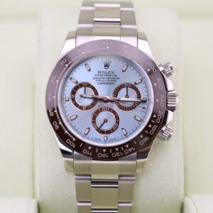 Mid-size vintage dress watch on leather strap