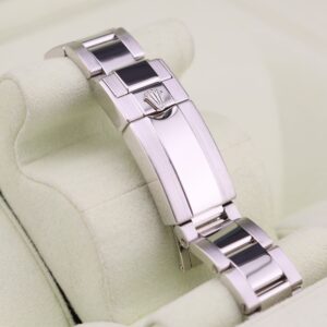 Discontinued sports wristwatch with steel case