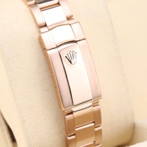 Discontinued sports wristwatch with steel case