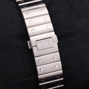 Mid-size vintage dress watch with simple dial