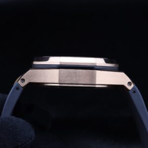 Neo-vintage luxury wristwatch with clean dial