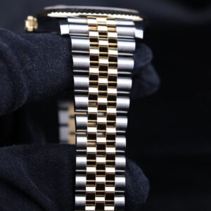 Discontinued sports wristwatch with steel case