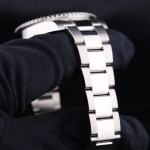 Discontinued sports wristwatch with steel case