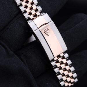 Discontinued sports wristwatch with steel case