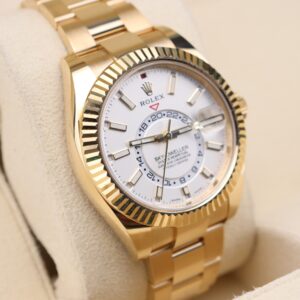 Vintage diver watch with original bezel
