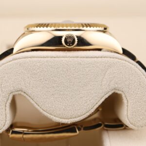 Obsolete classic sports wristwatch dial
