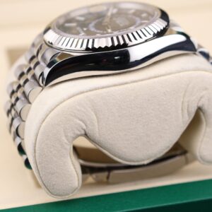 Vintage mechanical wristwatch with patina dial