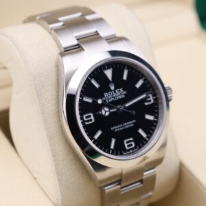 Vintage diver watch with original bezel
