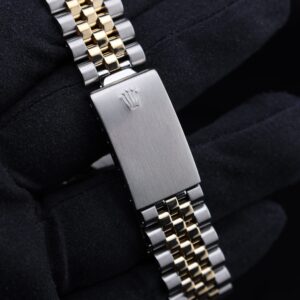 Retro chronograph watch with black dial
