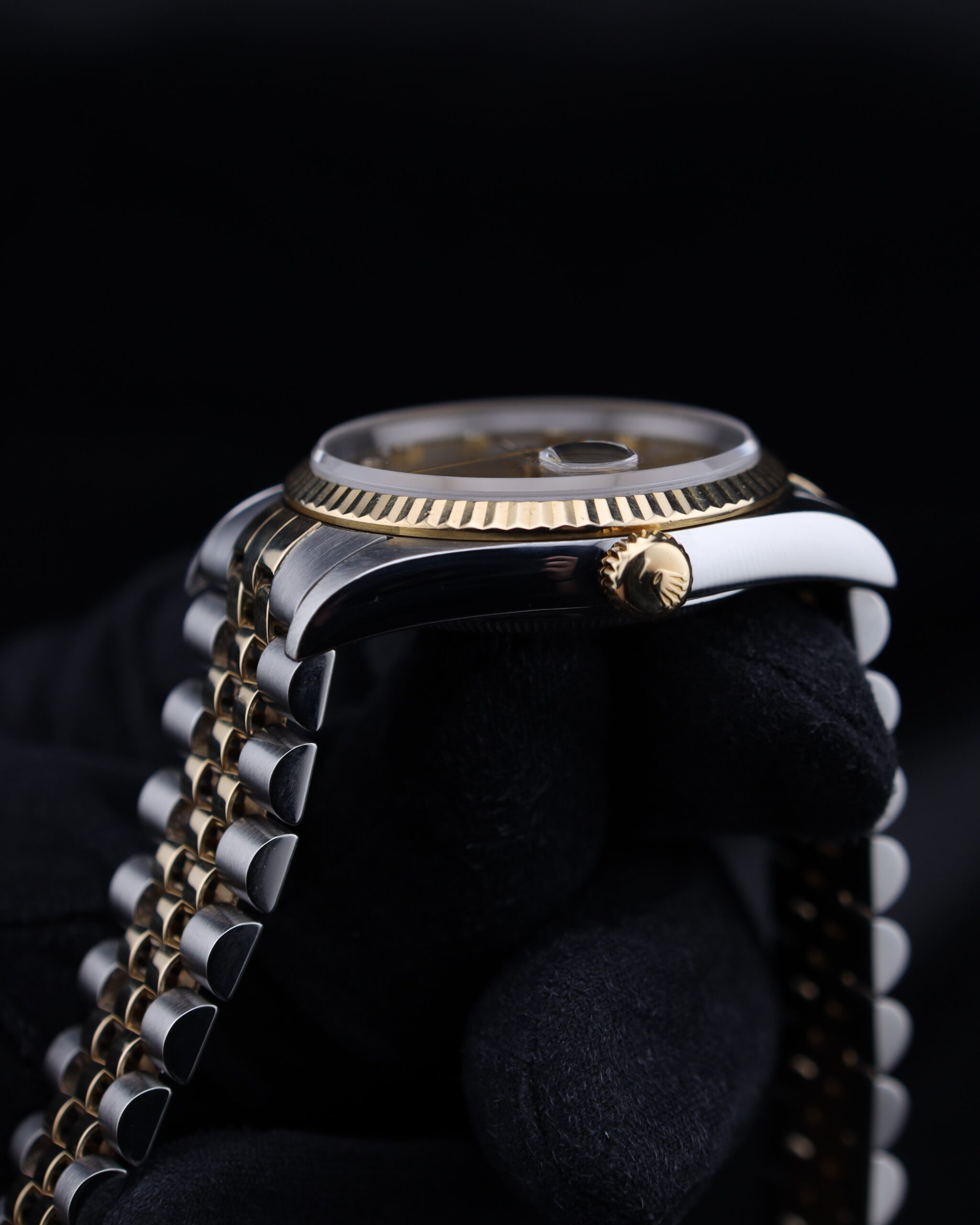 Discontinued sports wristwatch with steel case