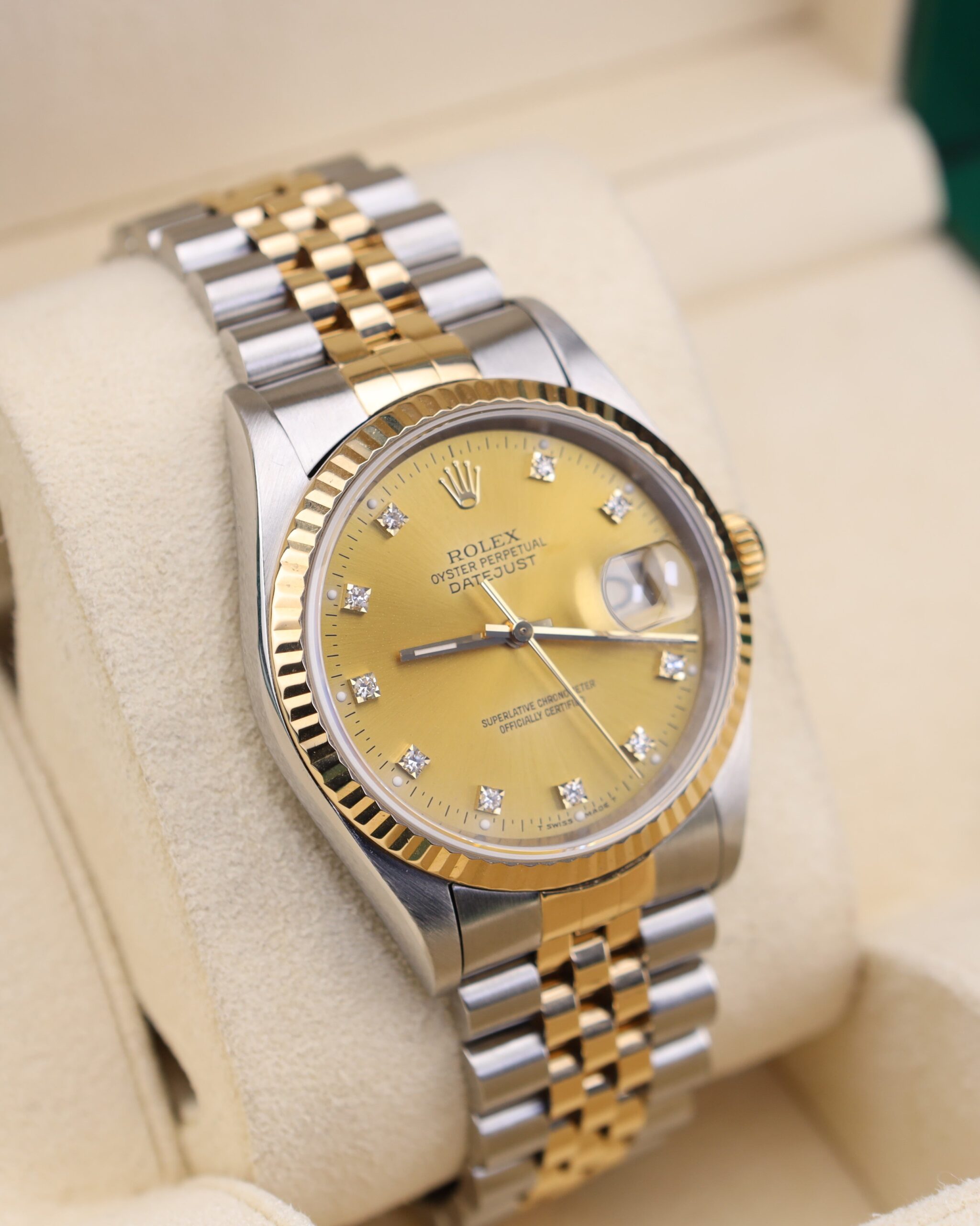 Vintage dress watch with original dial