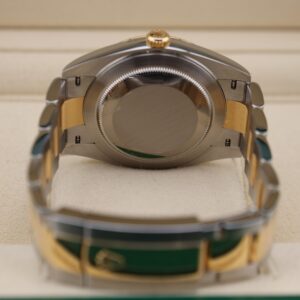 Diamond champagne dial luxury wristwatch